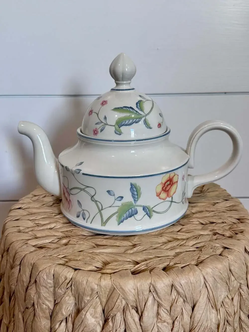 Villeroy & Boch Albertina Teapot & Lid